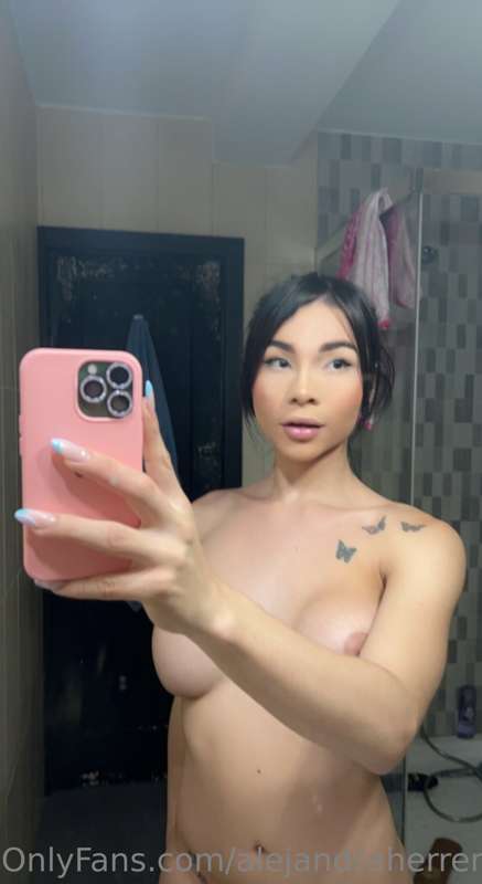 alejandraherrera18 image #1