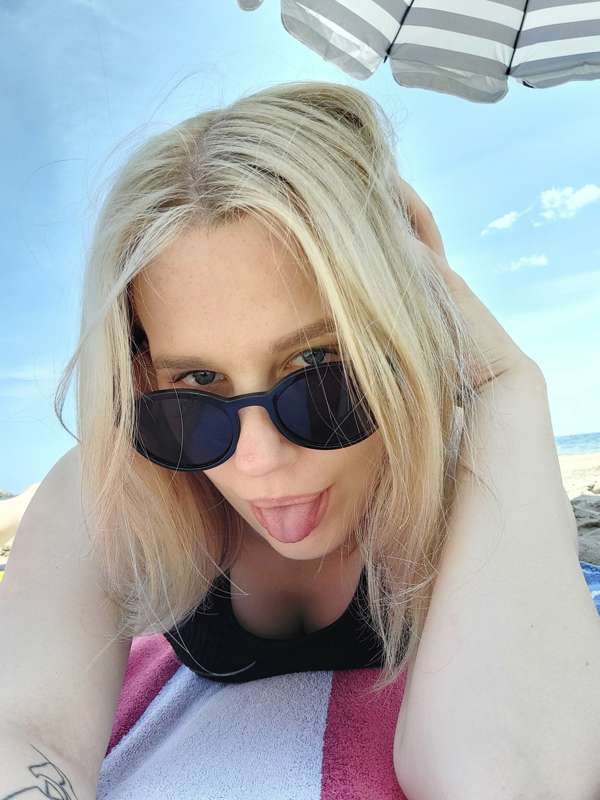 😛