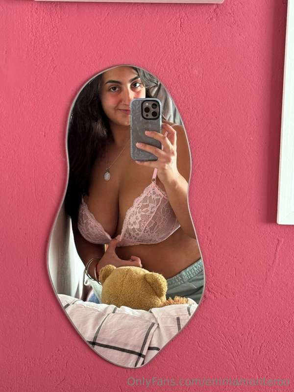 the mirror that saw everything I did inside my room 👀 Would ..