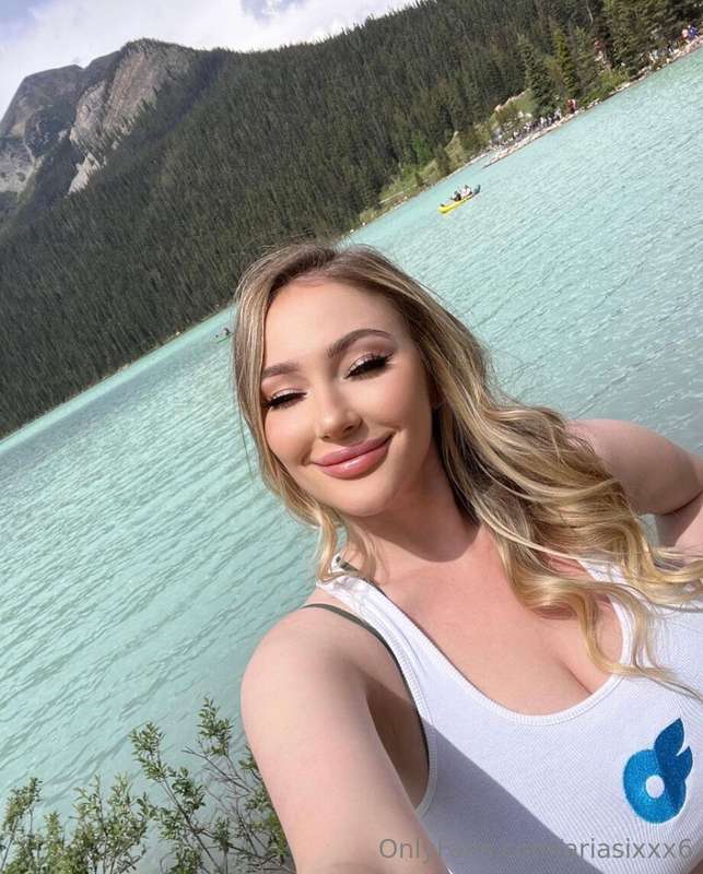 Any fun plans for the weekend?😘
