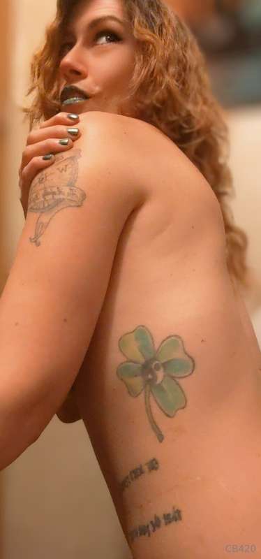Some lucky Irish booty for you this St Patty's Day 💋All purc..