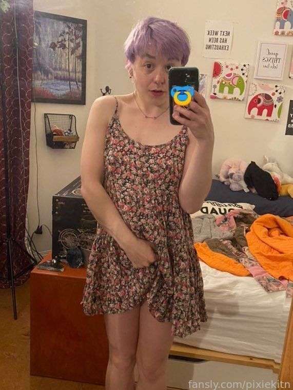 pixiekitn image #1
