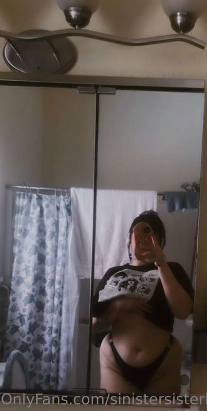 infestedemily image #0