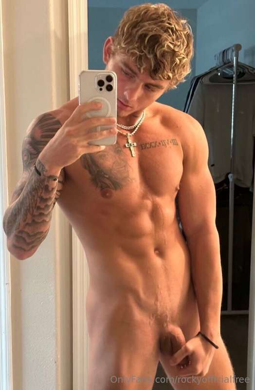 Check your dms ;) I was a little extra horny this morning ;)