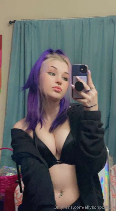 allysonvip image #0