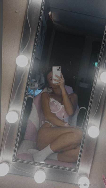 who wants an honest dick rate? ;) tip me & send ur best pic ..