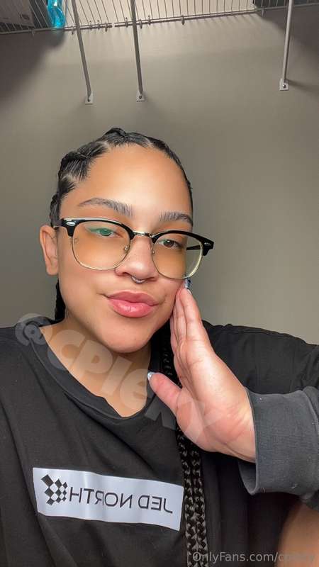 guyssss, pls watch the video I posted & listen to the voice ..