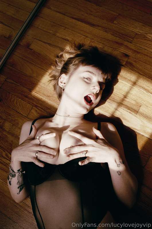 The siren takes away your willpower, but you come back for m..