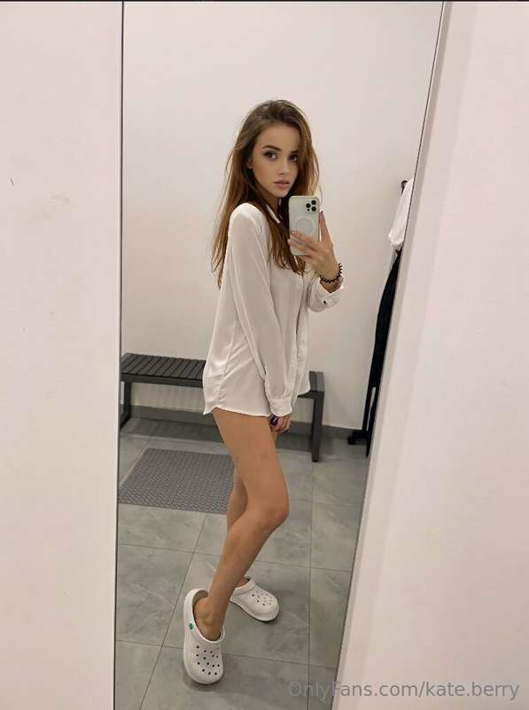 🖤 STOP SCROLLING 🖤 @leriberrry so kinky for her age..👀🌺but s..