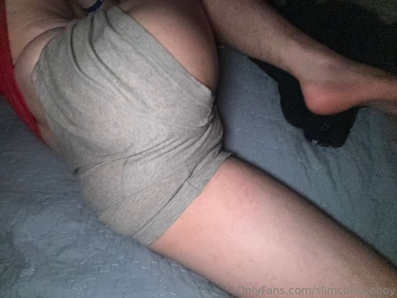 slimcollegeboy
