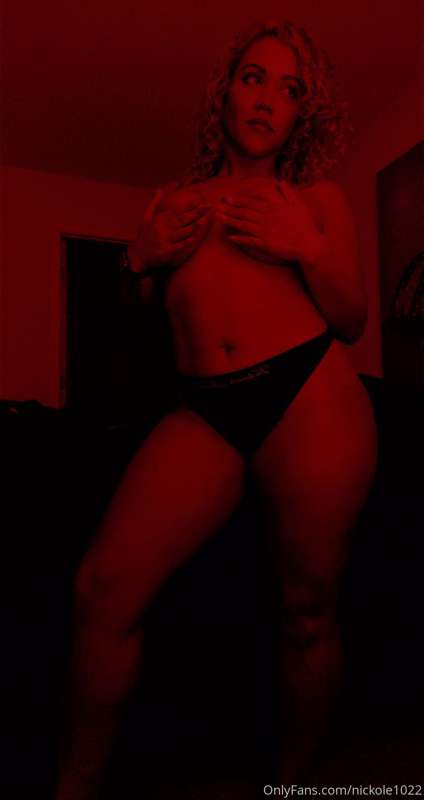nickole1022