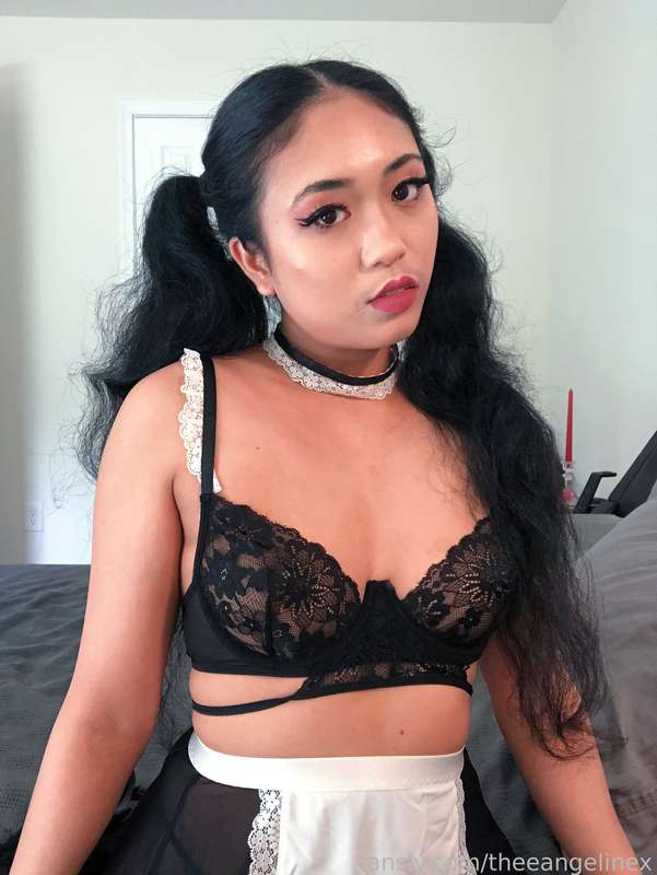 theeangelinex image #3