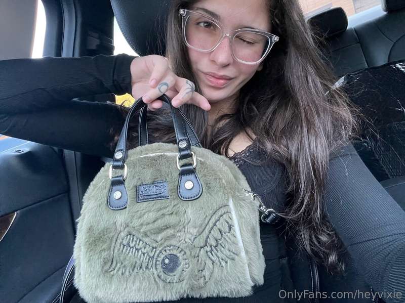 new purse alert! <3