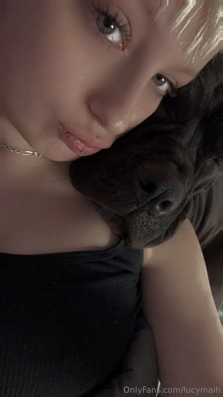 Snuggling next to my baby❤️I bet you which it was you😘
