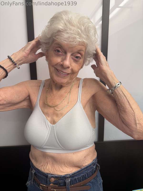 lindahope1939