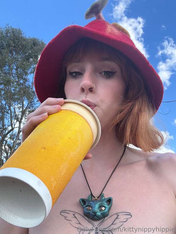 kittynippyhippie image #1