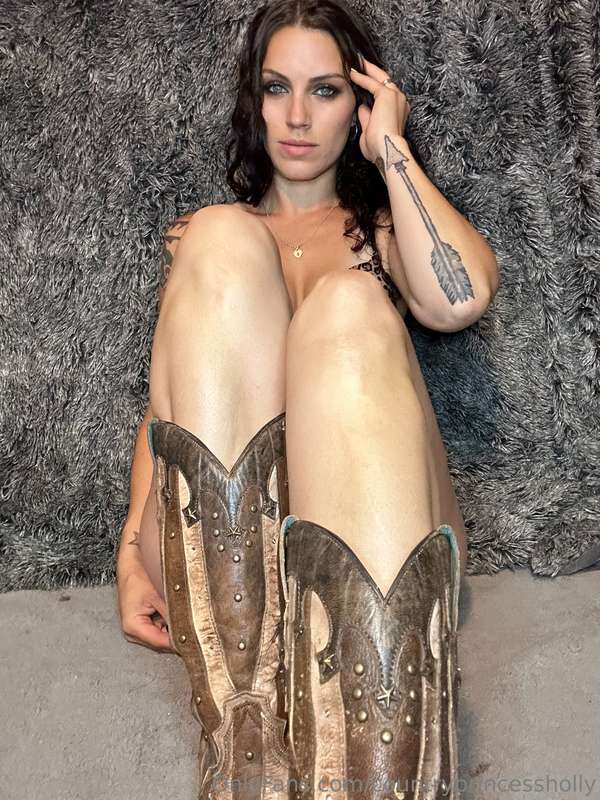 countryprincessholly