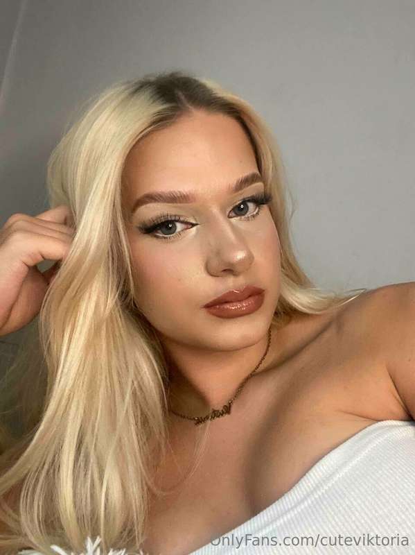 vikitheblonde