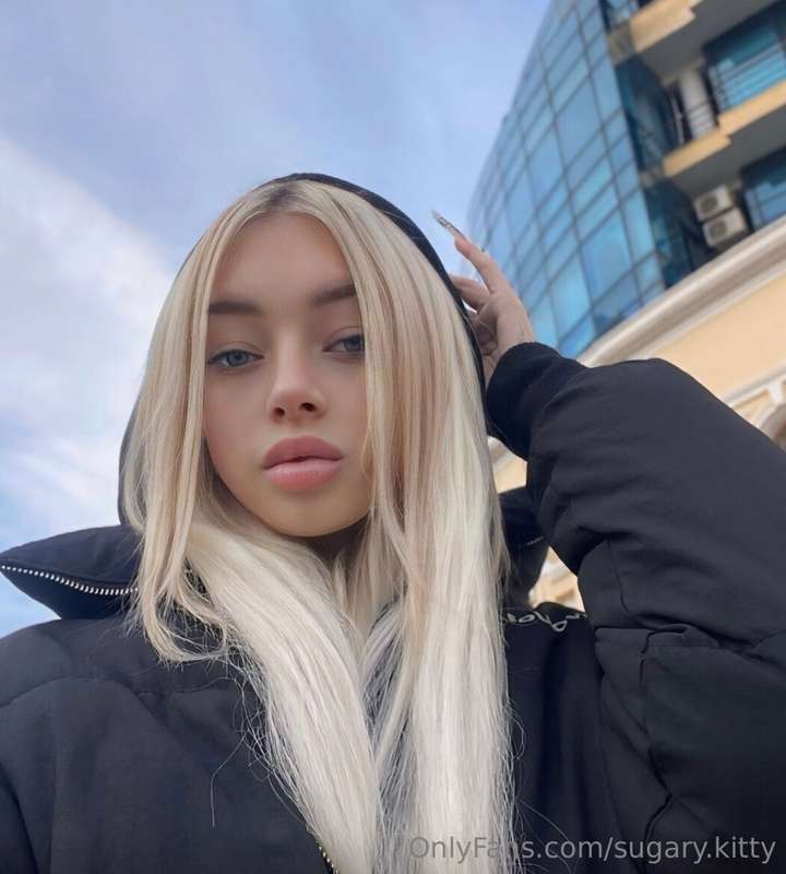 🔥 STOP SCROLLING🔥

❤️She @pops_tiana is free today for you❤️..