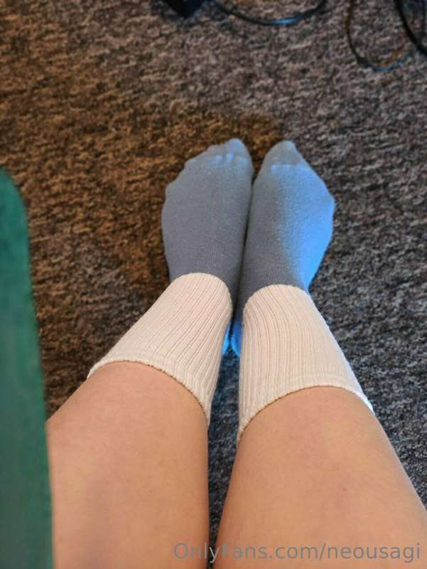 MB we have here feet lovers🐇🥰🐇🐇🥰🐰🐰🥰🥰🥰🐰🥰