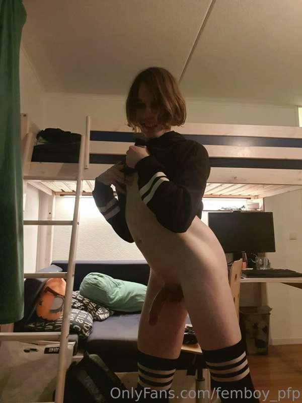 femboy_pfp image #21