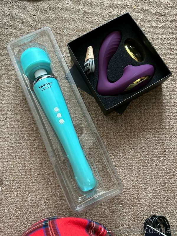 corrinvalentinecosplay