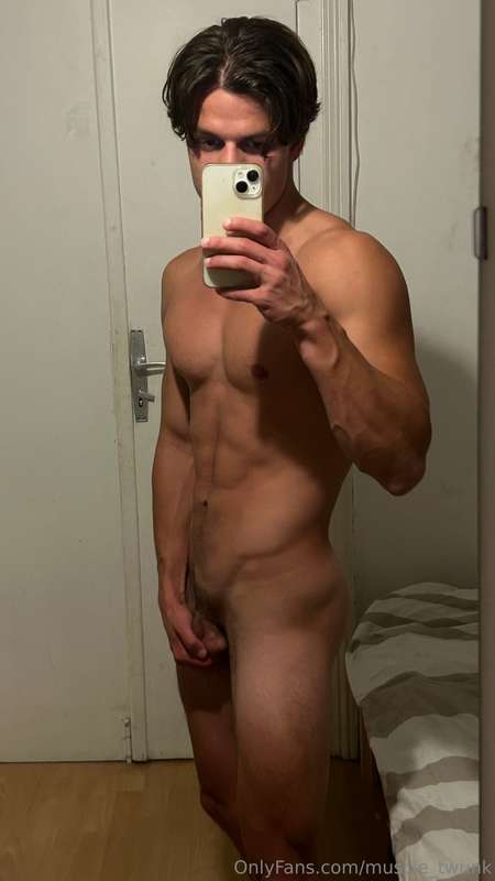 muscle_twunk