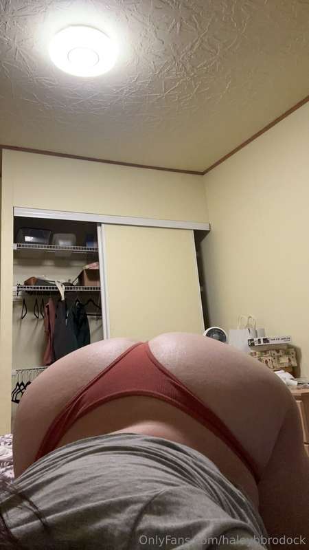 🍒🍑 my titties kinda bruise like a peach hehe❤️