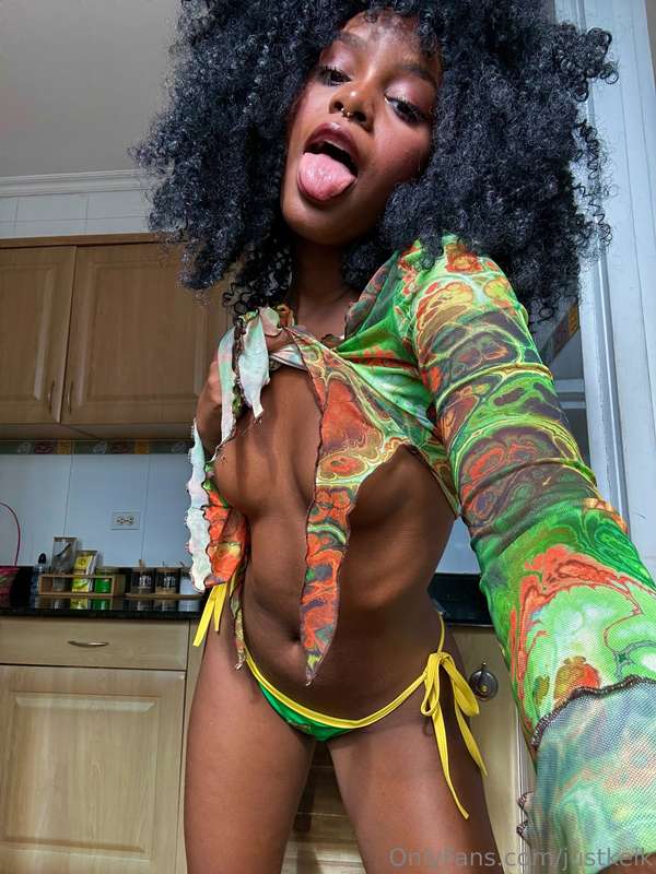 Tits morning for daddy 🍒