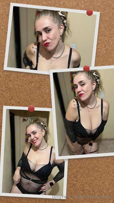 JUST A TASTE… BUT YOU KNOW YOU WANT MORE. 👀💋Zoom in. Stare l..