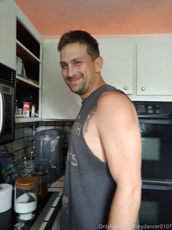 The unsuspecting Will!
Making coffee ;)