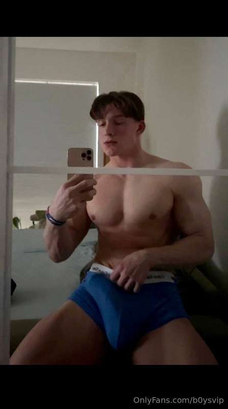 𝗪𝗵𝗼 𝘄𝗮𝗻𝘁𝘀 𝘁𝗼 𝘀𝗲𝗲 𝗺𝗼𝗿𝗲 𝗮𝗯𝗼𝘂𝘁 𝗺𝗲?😈👇  https://onlyfans.com/vict..