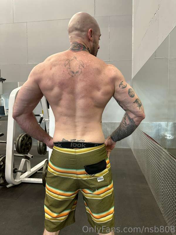 Back and shoulders day💪🏻