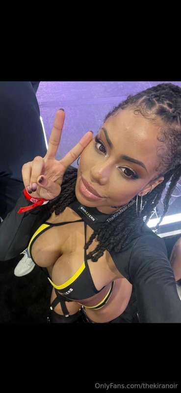 Foto 666 von Kira Noir auf Tocromo