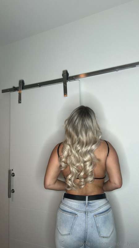 chole_lynn.send.nudes