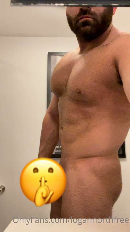Just a simple stroking till I nut video(1 min), showing off ..