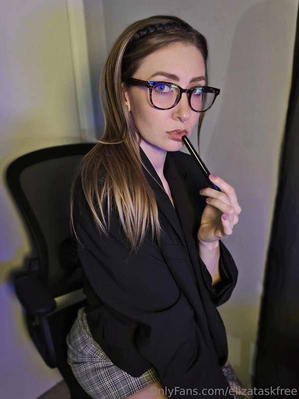 hey boss...I need your help with something 🫦