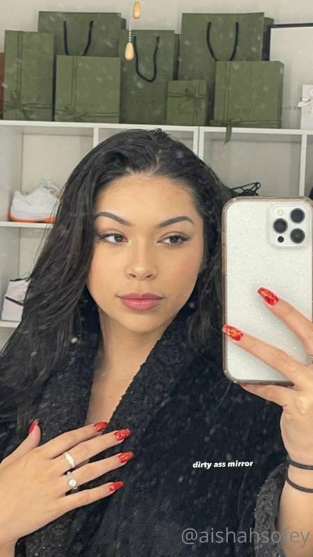 Foto 401 de Aishah Sofey no Tocromo