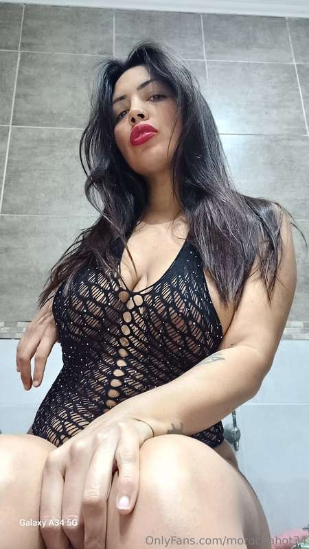 I'm looking for a boyfriend, daddy... 🥰😍😘