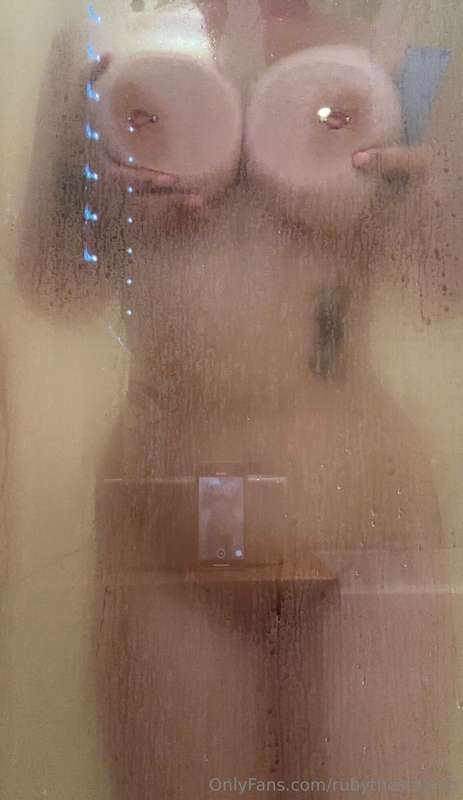 coke bottle body ⏳
