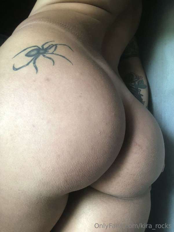 FREE SUBSCRIPTION 🔞🧚🏼‍♀️ erotic girl with a huge and juicy a..
