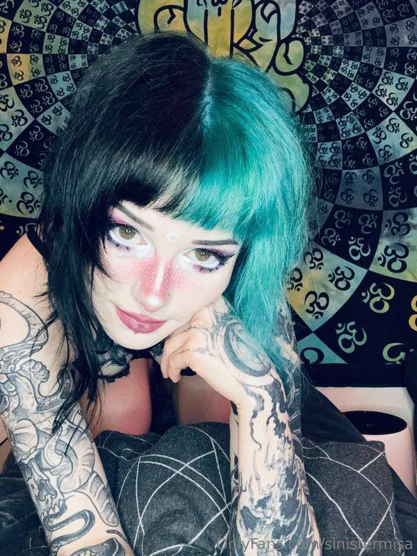 sinistermisa photo
