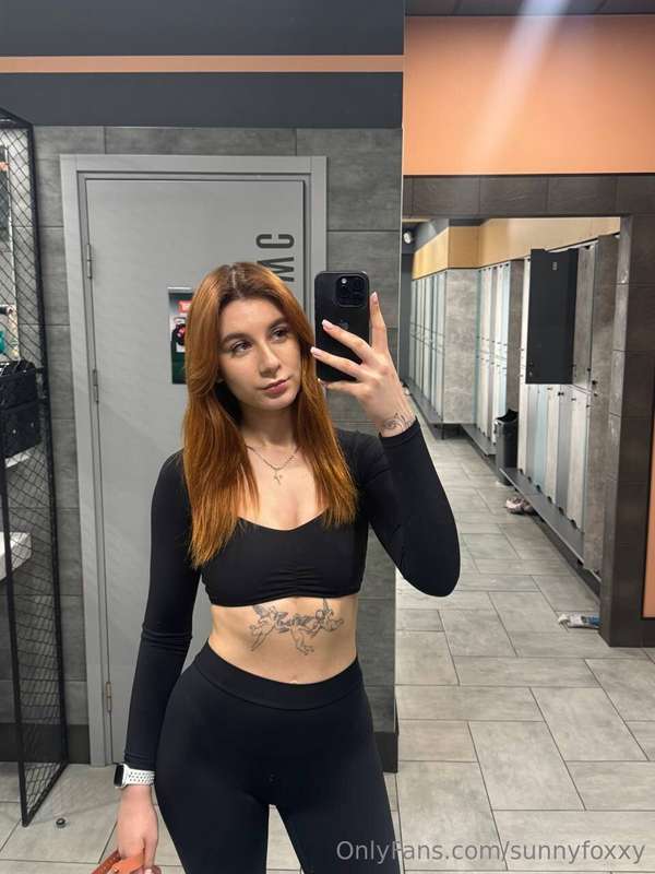 Monday is a hard day, guess what I'm training today?😘
