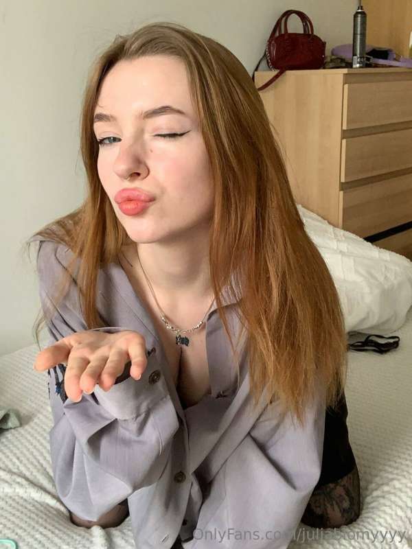 The first sign of dying love is the absence of kisses💋 Altho..
