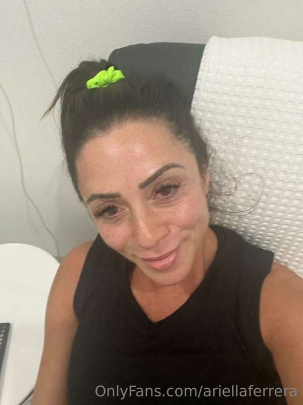 Foto 216 de Ariella Ferrera en Tocromo