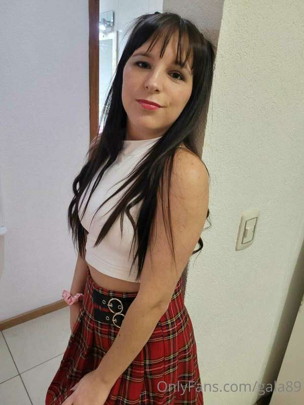 Hello Love! Do you want to teach me new things? 😏