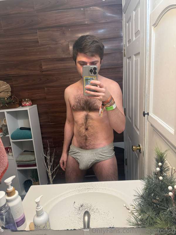 mrbuttoncb image #3