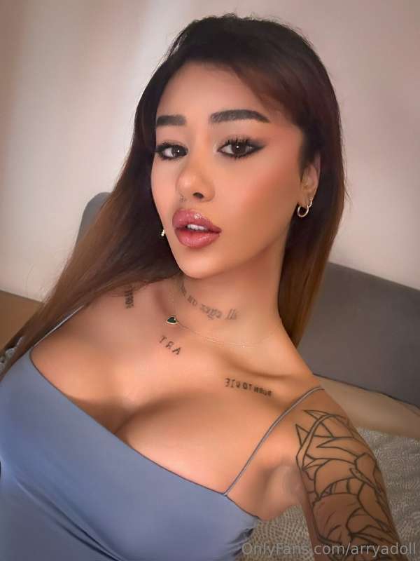 How’s your day going? I’m ready to make it even better 😘 🌟