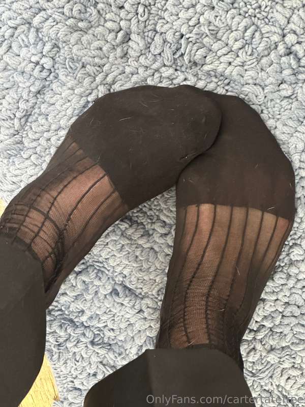 Warning: These toes might cause heart rates to rise! 😘💋