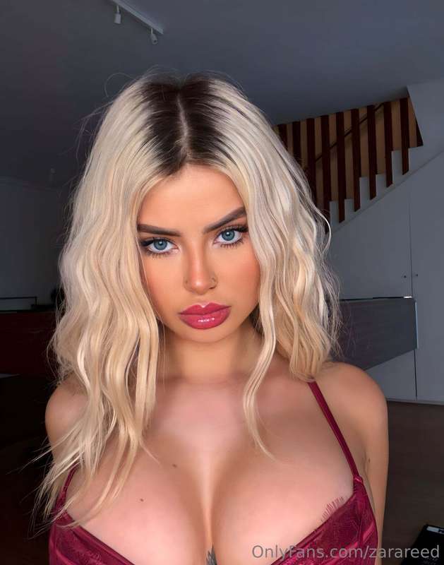 You’re sexy mammi 🙈
